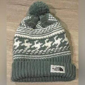 THE NORTH FACE Fair Island Beanie  Gardenia White Winter Hat With Pompom
